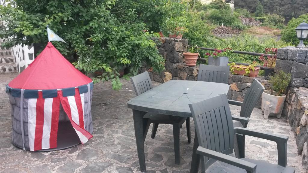 Casa Canaria La Moncloa Villa Icod De Los Vinos Szoba fotó